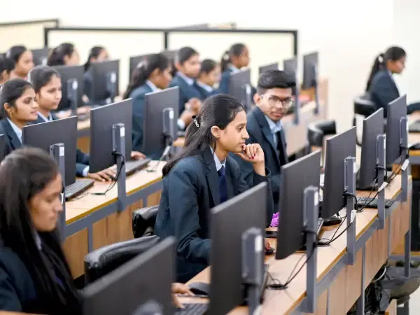 Sanjivani University Ahmednagar Labs photo 3